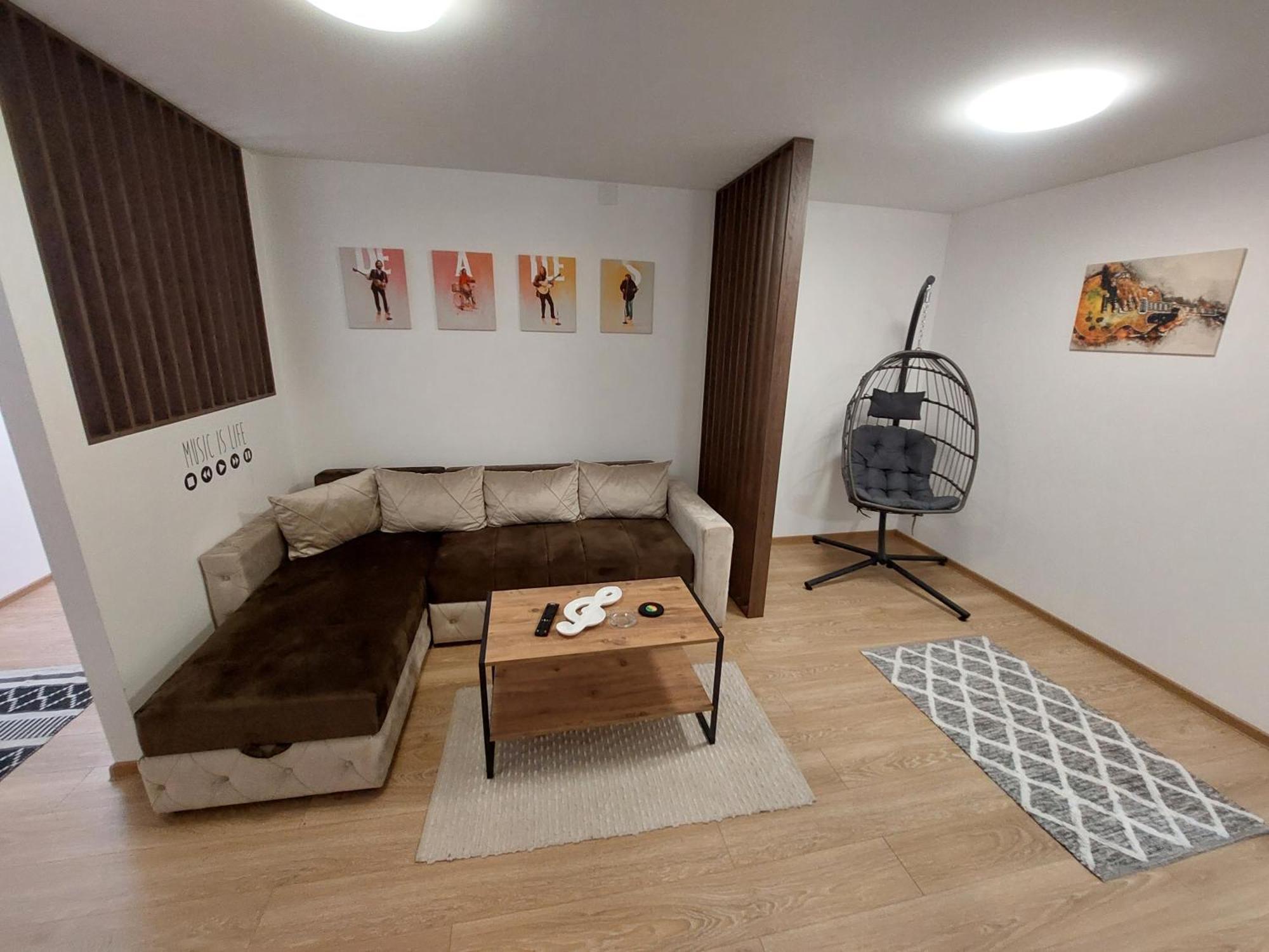 Apartman Muzika ยาโกดินา ภายนอก รูปภาพ