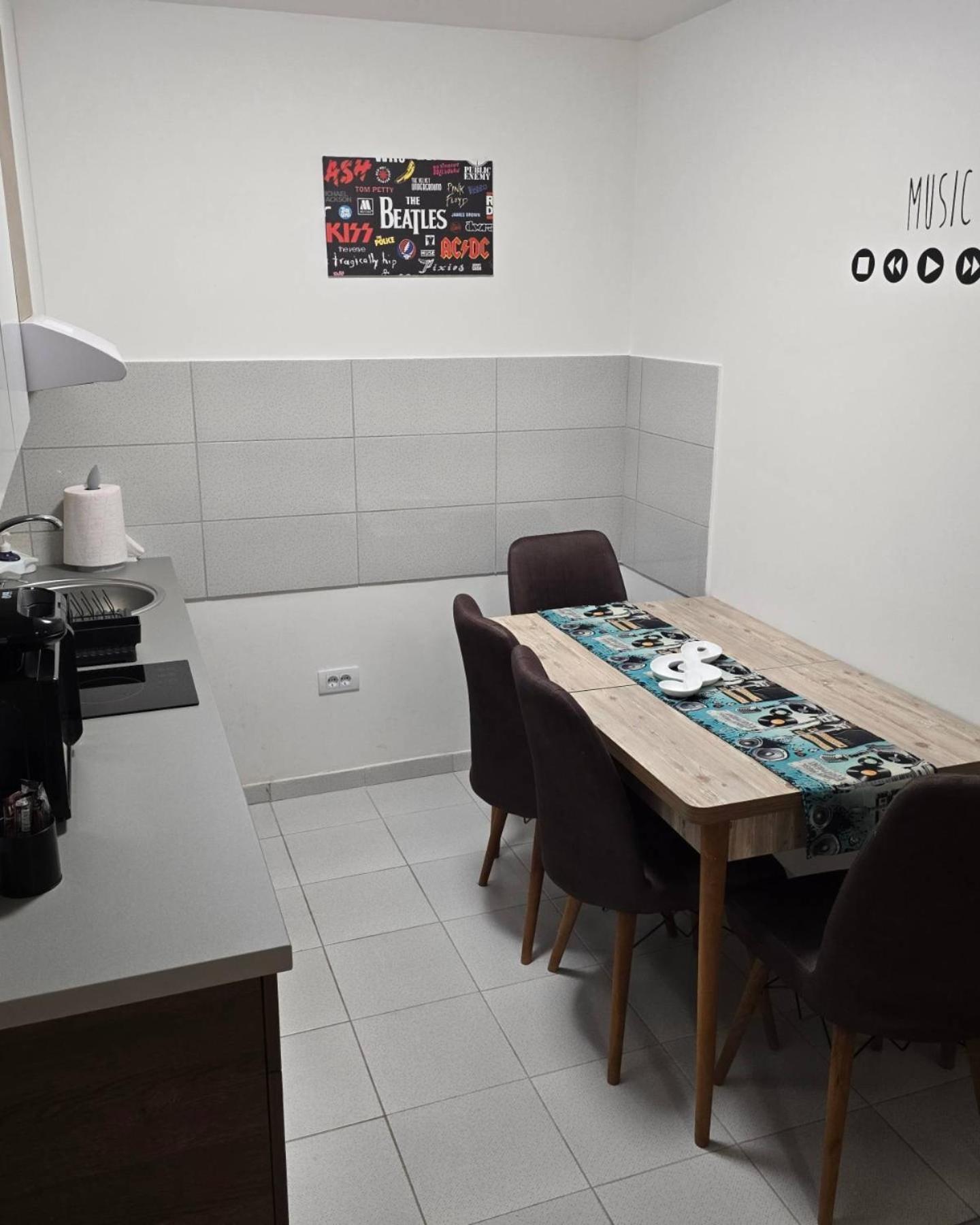 Apartman Muzika ยาโกดินา ภายนอก รูปภาพ